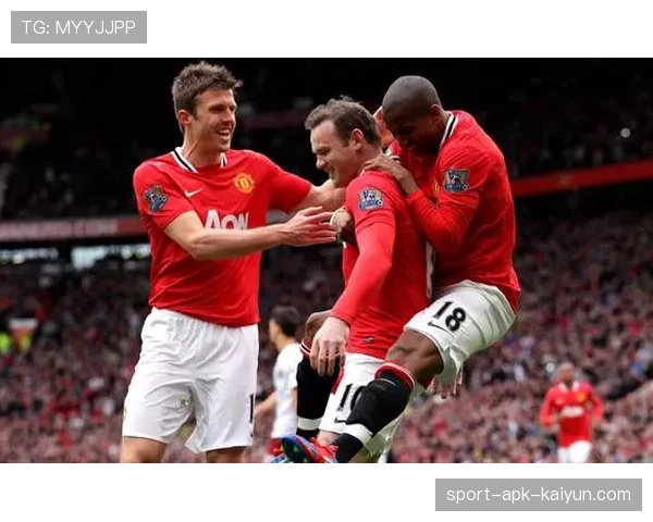 “曼联2-1维拉，埃里克森替补登场后球队防守阵型由区域转为紧逼盯人”